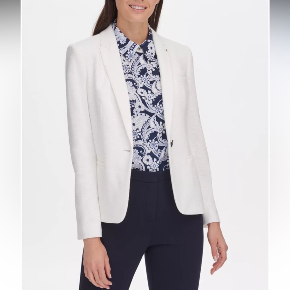 Tommy Hilfiger White Blazer with Blue Suede Elbow Patches / Size 2 / NWOT